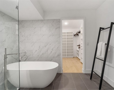 4857 Nw 83rd Terrace - Photo Thumbnail 30