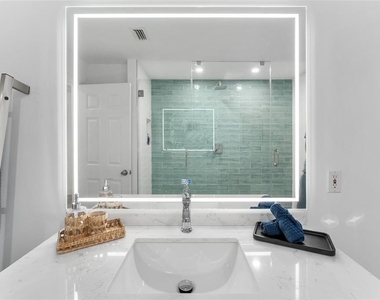 4857 Nw 83rd Terrace - Photo Thumbnail 43