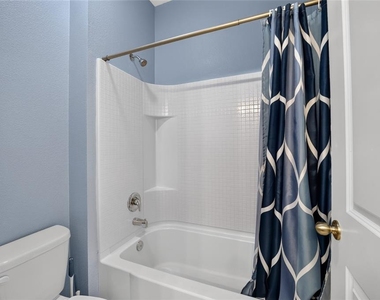 4572 Sw 65th Place - Photo Thumbnail 41