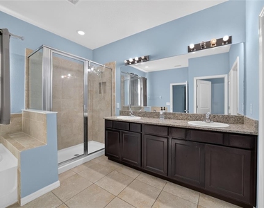 4572 Sw 65th Place - Photo Thumbnail 35