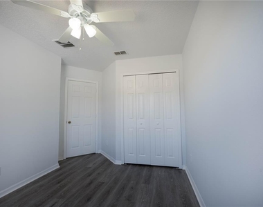 1241 S Beach Circle - Photo Thumbnail 15