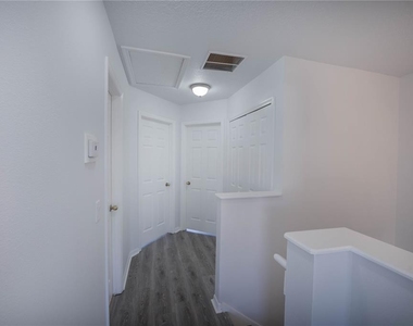 1241 S Beach Circle - Photo Thumbnail 9