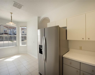 1241 S Beach Circle - Photo Thumbnail 2