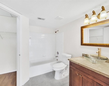 2210 Grand Cayman Court - Photo Thumbnail 13