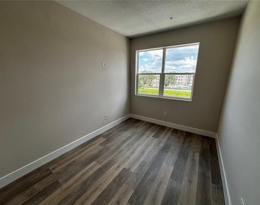 4424 S Texas Avenue - Photo Thumbnail 27
