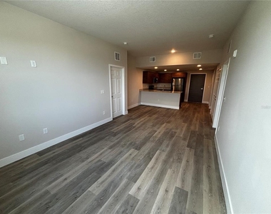 4424 S Texas Avenue - Photo Thumbnail 19