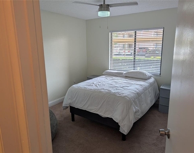 209 Mary Drive - Photo Thumbnail 26