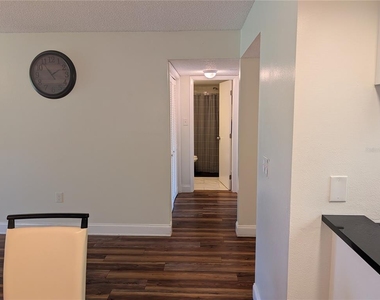 209 Mary Drive - Photo Thumbnail 16