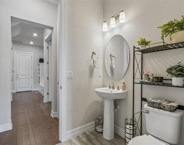 9070 Woodland Forest Road - Photo Thumbnail 32