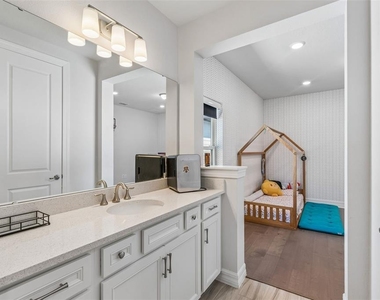 9070 Woodland Forest Road - Photo Thumbnail 75