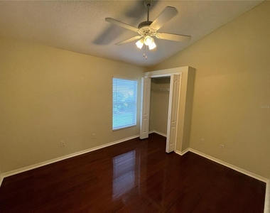 4219 Andover Cay Boulevard - Photo Thumbnail 20
