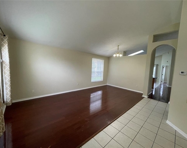 4219 Andover Cay Boulevard - Photo Thumbnail 18