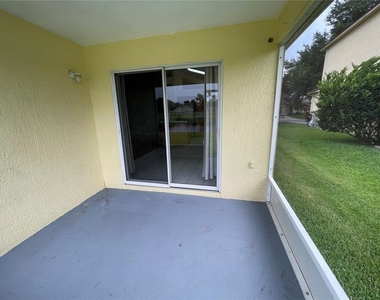 4219 Andover Cay Boulevard - Photo Thumbnail 3