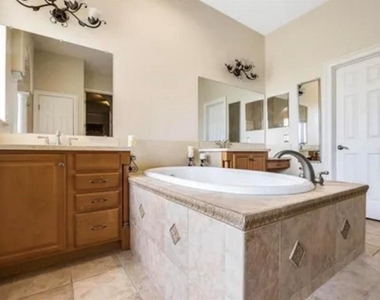 2120 Bunker View Court - Photo Thumbnail 15