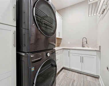 13137 Lower Harden Avenue - Photo Thumbnail 29