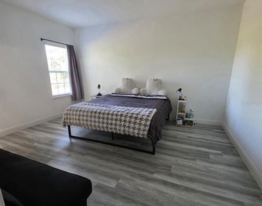 14886 Sw 43rd Court - Photo Thumbnail 5