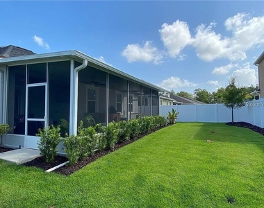 7902 Corkfield Avenue - Photo Thumbnail 3