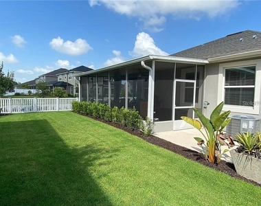7902 Corkfield Avenue - Photo Thumbnail 2
