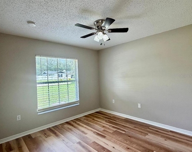 881 Hanford Drive - Photo Thumbnail 13