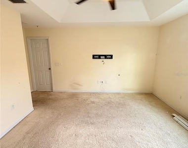 9412 Strongbark Lane - Photo Thumbnail 21