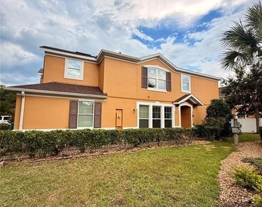 9412 Strongbark Lane - Photo Thumbnail 2