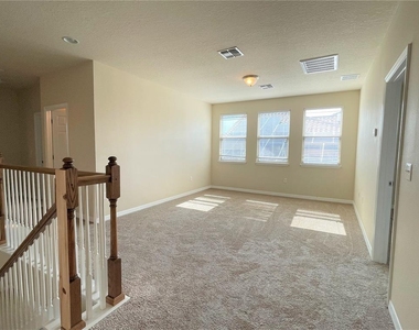8415 Morehouse Drive - Photo Thumbnail 16