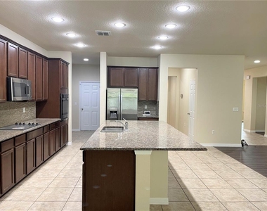 8415 Morehouse Drive - Photo Thumbnail 9