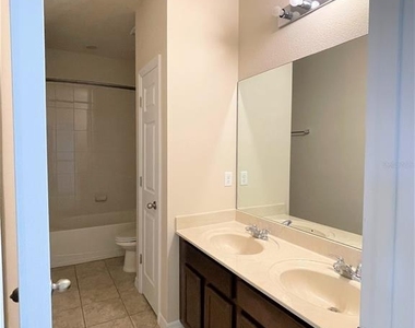 8415 Morehouse Drive - Photo Thumbnail 23