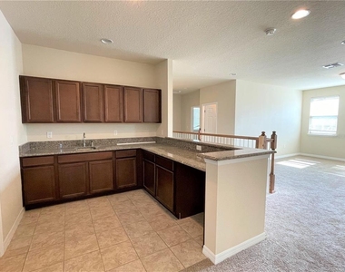8415 Morehouse Drive - Photo Thumbnail 17
