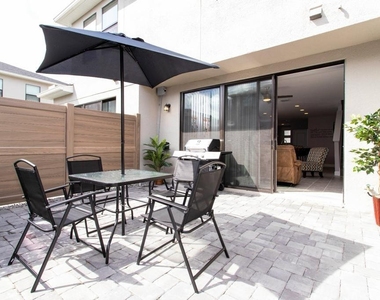 4711 Terra Esmeralda Drive - Photo Thumbnail 38