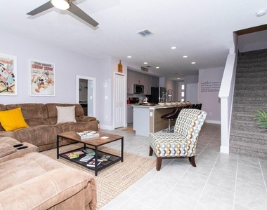 4711 Terra Esmeralda Drive - Photo Thumbnail 12