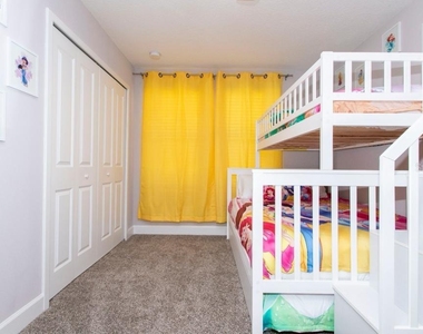 4711 Terra Esmeralda Drive - Photo Thumbnail 24