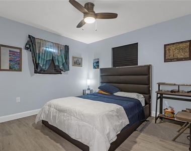1300 Rosa L Jones Drive - Photo Thumbnail 13