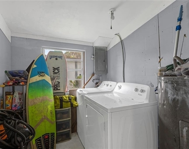 1300 Rosa L Jones Drive - Photo Thumbnail 16