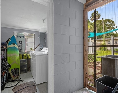 1300 Rosa L Jones Drive - Photo Thumbnail 15