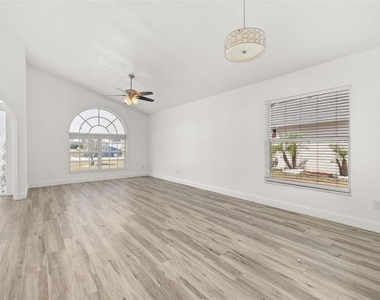 2218 Black Hawk Street - Photo Thumbnail 9