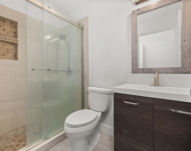 2218 Black Hawk Street - Photo Thumbnail 20