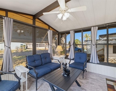 326 Nesbitt Park Avenue - Photo Thumbnail 9