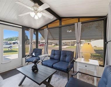 326 Nesbitt Park Avenue - Photo Thumbnail 8