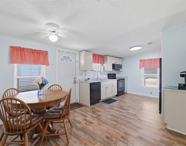 326 Nesbitt Park Avenue - Photo Thumbnail 11