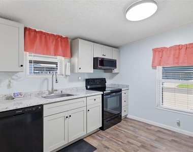326 Nesbitt Park Avenue - Photo Thumbnail 14