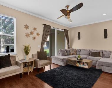 5150 Fiorella Lane - Photo Thumbnail 7