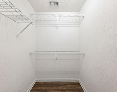 2561 Galliano Circle - Photo Thumbnail 29