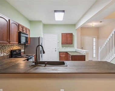 2561 Galliano Circle - Photo Thumbnail 12