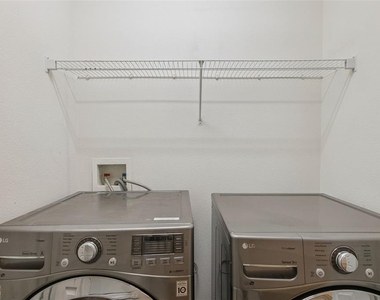 2561 Galliano Circle - Photo Thumbnail 26