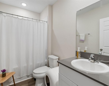 4023 Gardenia Ave - Photo Thumbnail 26
