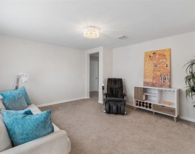 4023 Gardenia Ave - Photo Thumbnail 30