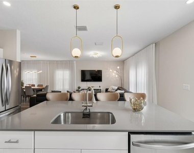 4023 Gardenia Ave - Photo Thumbnail 22