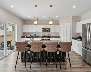 4023 Gardenia Ave - Photo Thumbnail 14