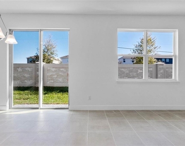 1345 Captiva Cove - Photo Thumbnail 15